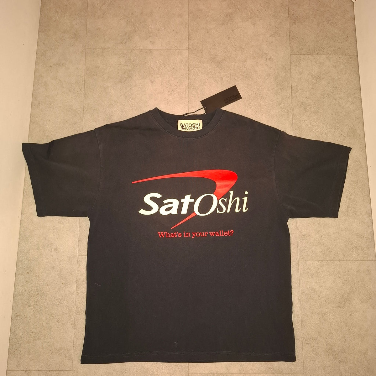 Satoshi Nakamoto "Whats in your wallet?" t-shirt Size M