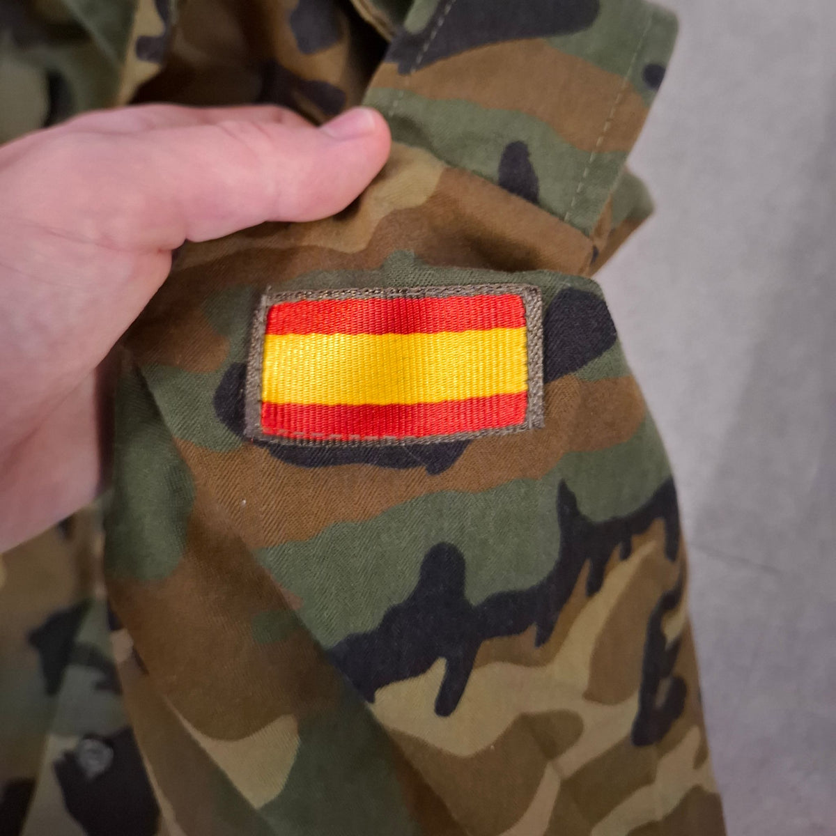 Spanish Army "Ejercito de Tierra" Camouflage Short-sleeve Shirt Size M