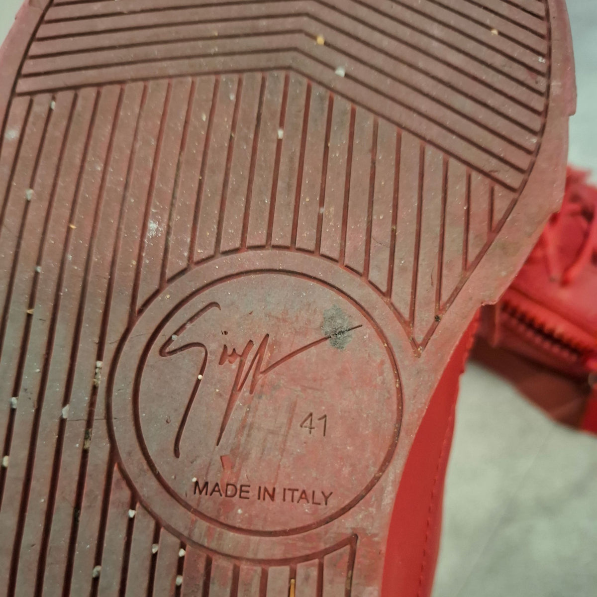 Giuseppe Zanotti "Frankie" Full red low tops Size 41 (US 8)