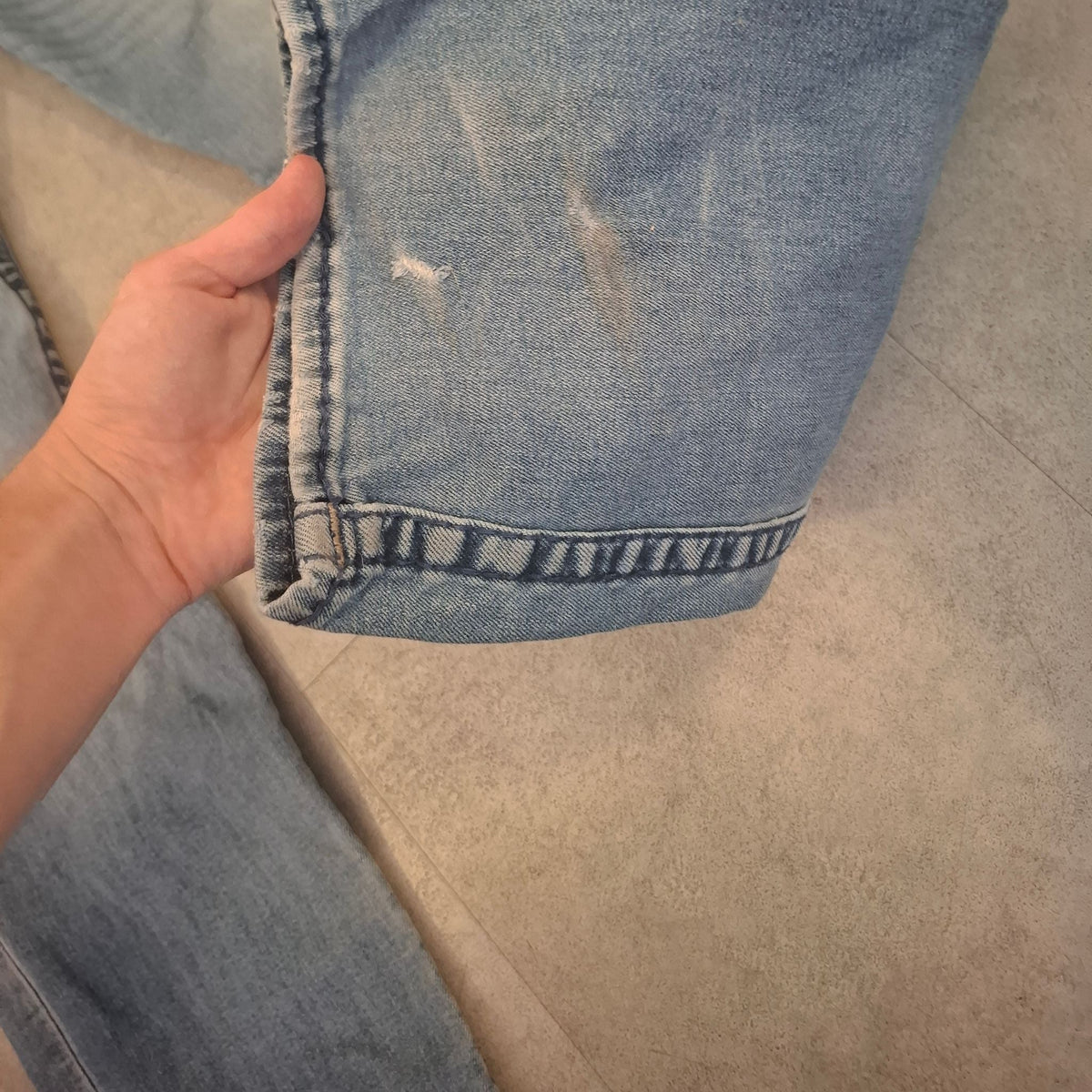 True Religion "Devin" Straight-cut jeans W31