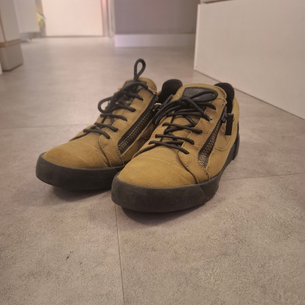 Giuseppe Zanotti "Frankie" Tan canvas low-top sneakers Size 43 (US 10)