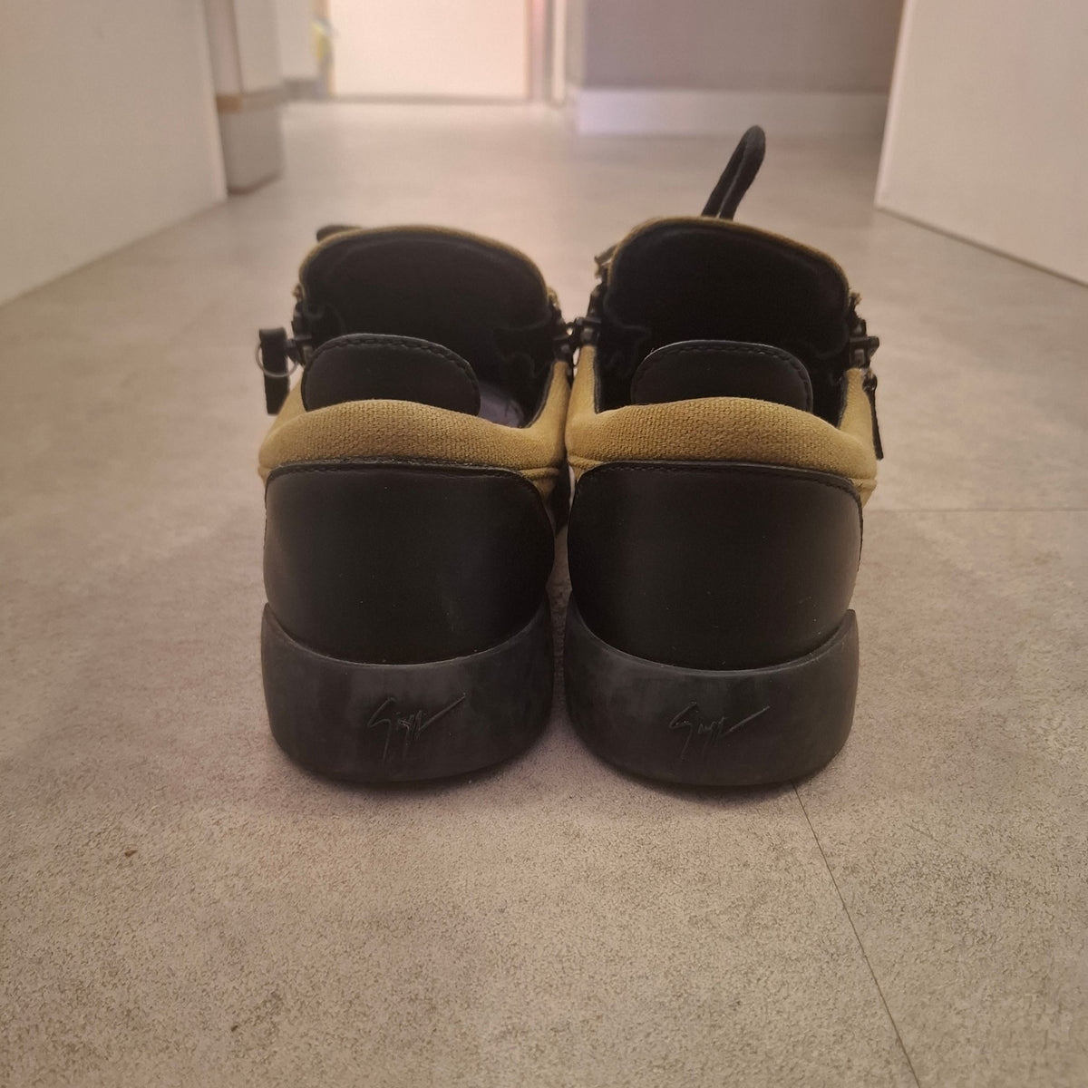 Giuseppe Zanotti "Frankie" Tan canvas low-top sneakers Size 43 (US 10)