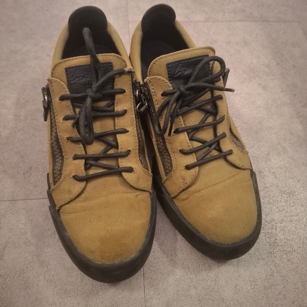 Giuseppe Zanotti "Frankie" Tan canvas low-top sneakers Size 43 (US 10)