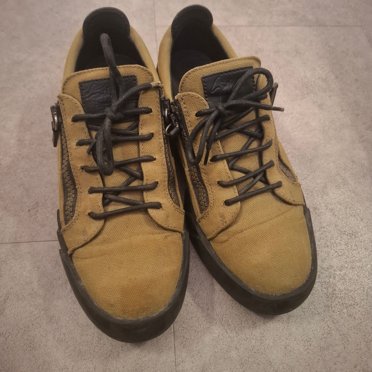 Giuseppe Zanotti "Frankie" Tan canvas low-top sneakers Size 43 (US 10)