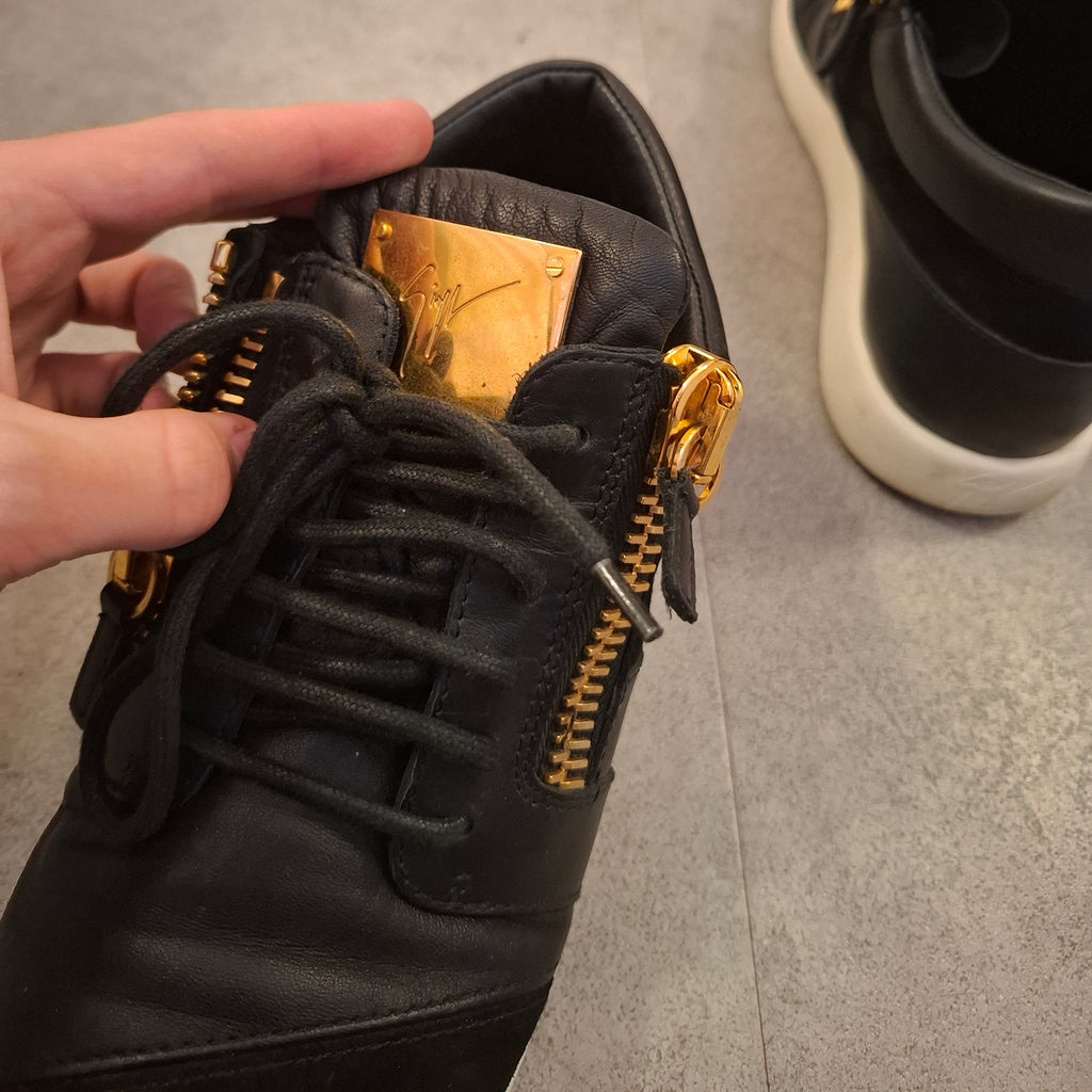 [PRE-OWNED] Giuseppe Zanotti Black Leather & Suede "Runner" Sneakers with Gold Hardware – EU 41 (US 8)